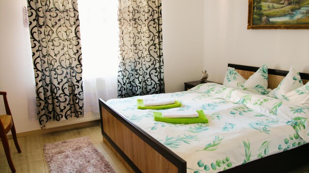 Casa Gusa Borşa Extérieur photo
